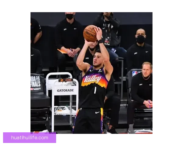 布克空砍34分魔术险胜太阳送湖人锁定季后赛萨格斯20分助力球队突破