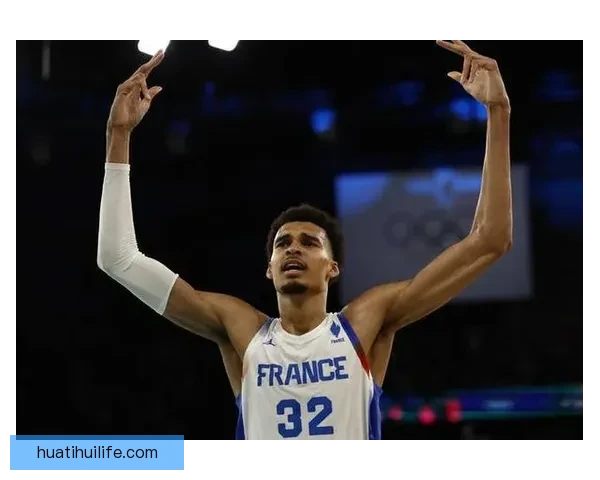 文班亚马单场狂砍41分创赛季新高八分四十秒完成两双刷新NBA历史最快纪录